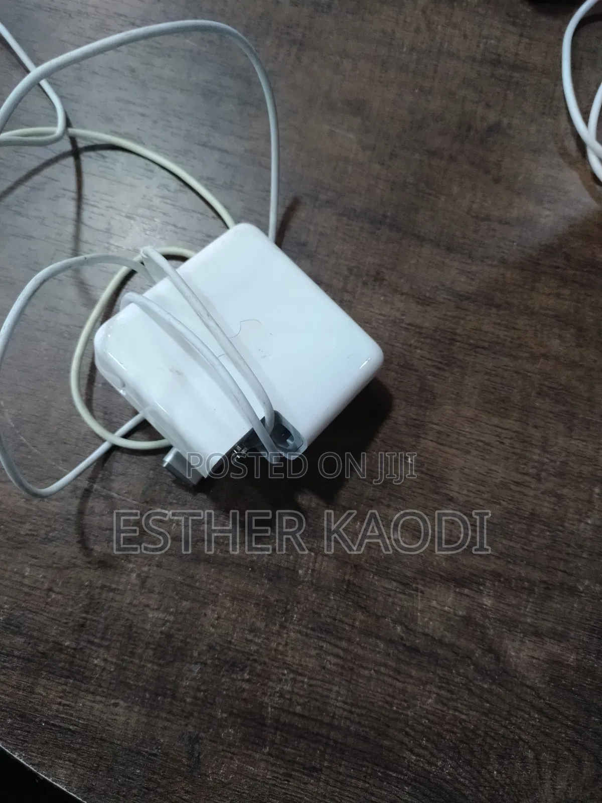 Apple 60w Magsafe 2 Power Adapter (Macbook Pro