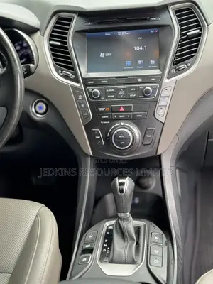 Hyundai Santa Fe SE Ultimate AWD 2017 Gray