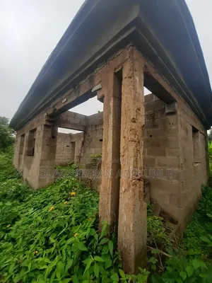 2bdrm Apartment in Asaaju Estate Akobo, Ibadan for sale