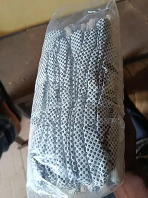 Dotted Hand Gloves