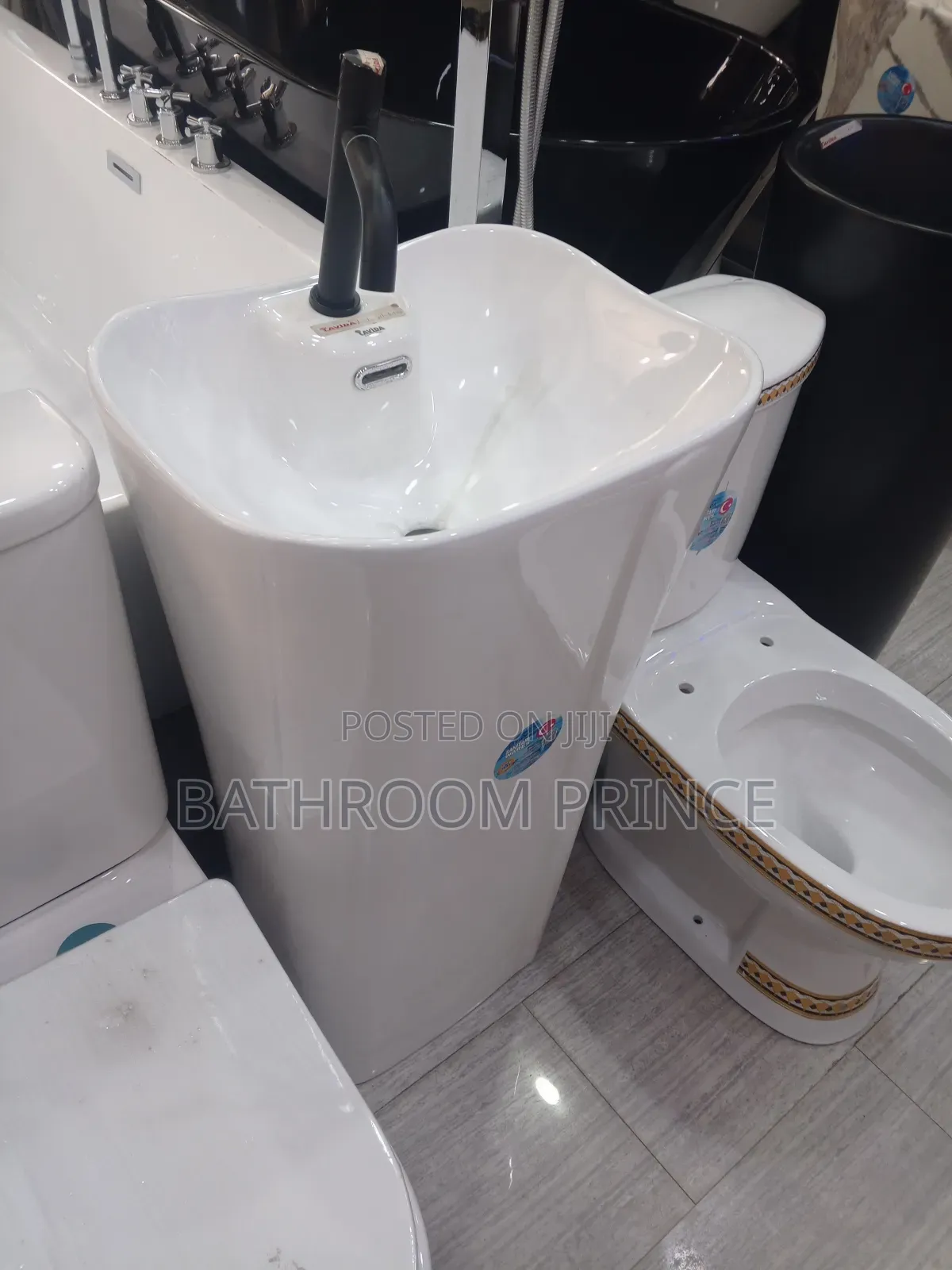 White Standing Wash Hand Basin