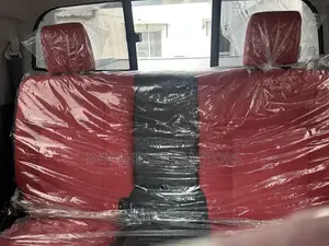 Toyota Hilux 2024 White