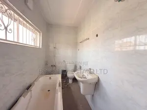 4bdrm Townhouse / Terrace in Life Camp for rent