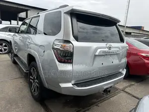Toyota 4-Runner 2019 Silver
