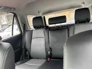 Toyota 4-Runner 2019 Silver