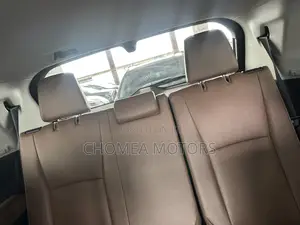 Toyota Highlander 2024 Silver