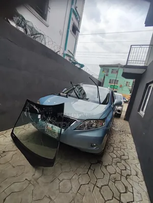 Lexus Rx350 2014 Windscreen Glass Available