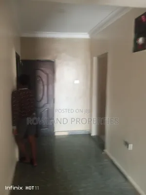 2bdrm Block of Flats in Palm 🌴 Crescent, Ado / Ajah for rent