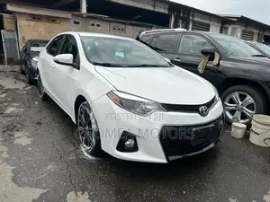 Toyota Corolla 2015 White