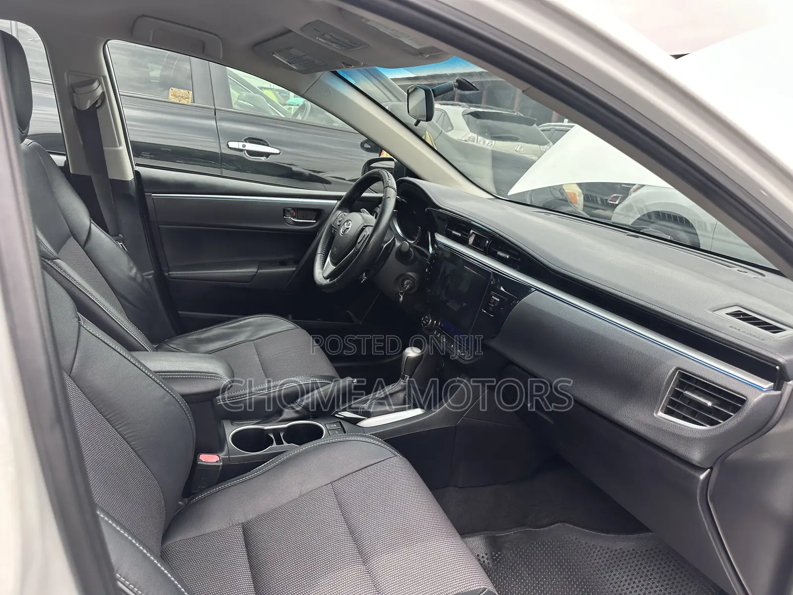 Toyota Corolla 2015 White