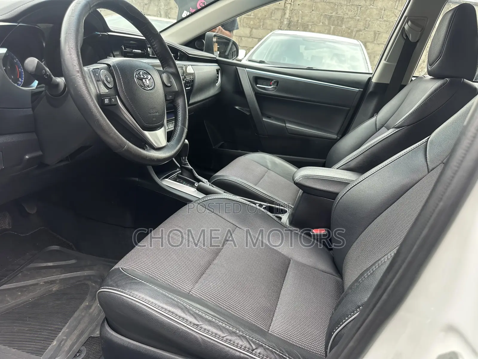 Toyota Corolla 2015 White