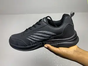 Light Weight Black Sneakers