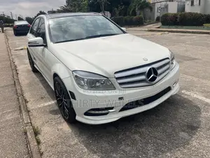 Mercedes-Benz C350 C350 BlueEFFICIENCY RWD 2011 White