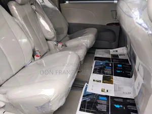 Toyota Sienna XLE 7 Passenger 2012 Green