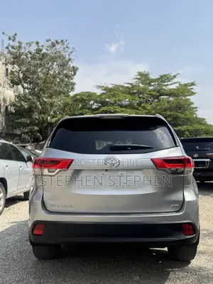 Toyota Highlander 2016 Silver