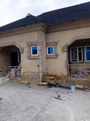 Damp Resistant Screeding, Stronger, Smooth N Durable.