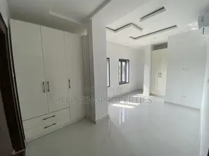 2bdrm Block of Flats in Ikoyi for rent