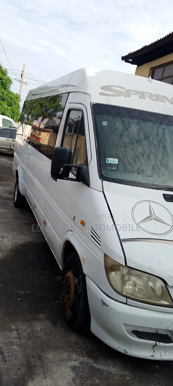 Mercedes-Benz Sprinter 2000 White