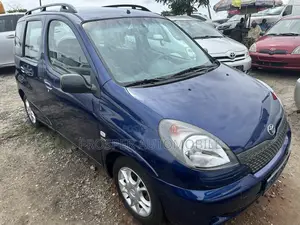 Toyota Yaris 2003 Blue