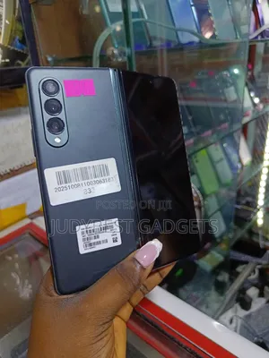 Samsung Galaxy Z Fold 3 256 GB Black