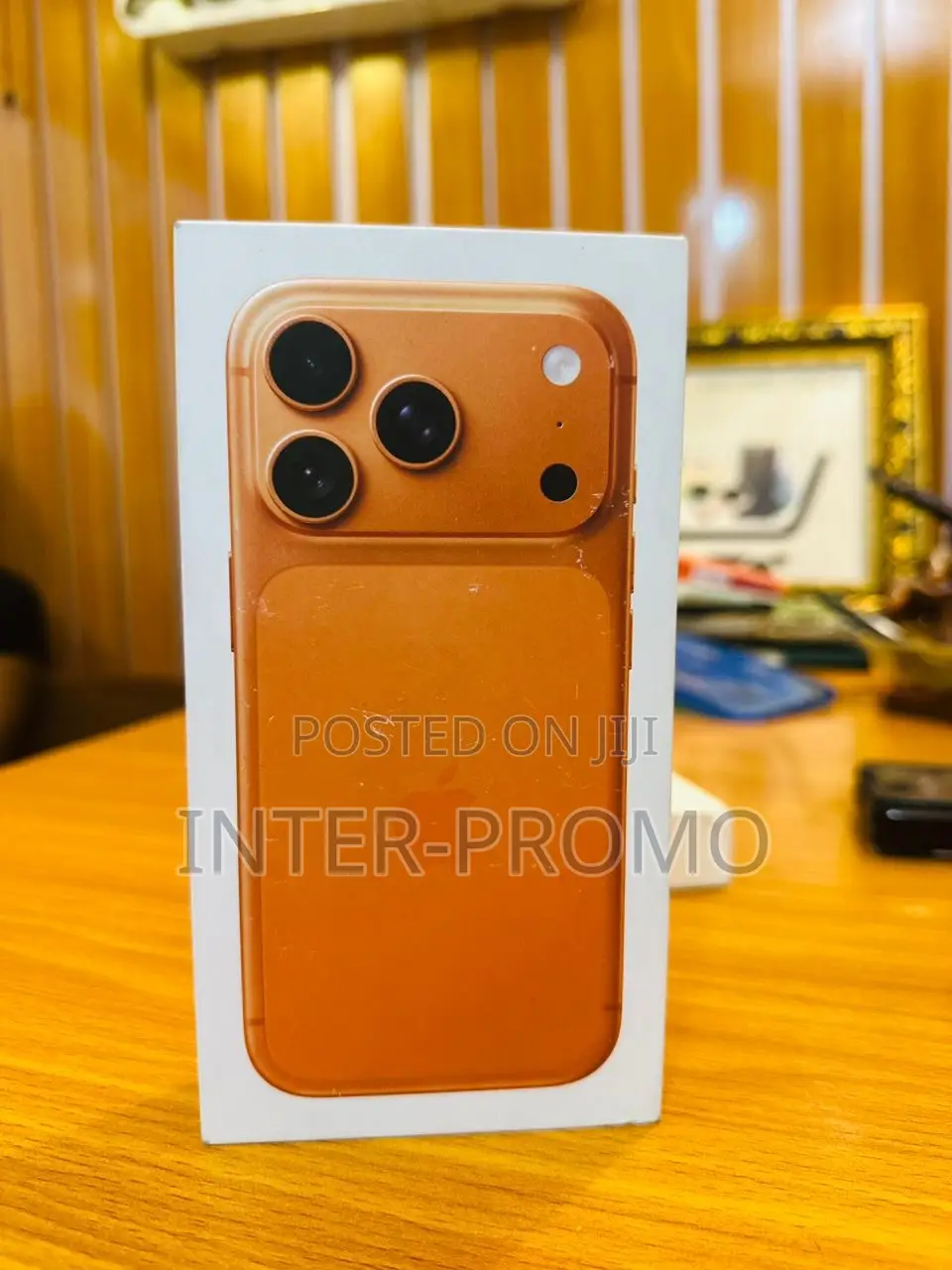 New Apple iPhone XR 128 GB Orange
