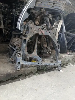 Front Bim Ford Taruse 2013