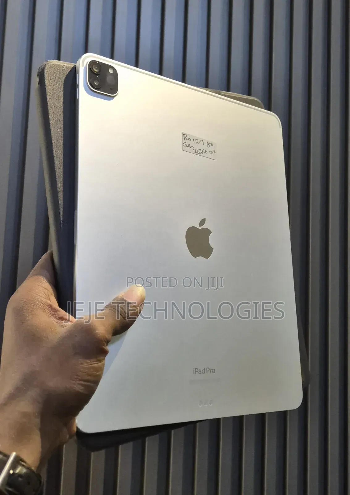 Apple iPad Pro 12.9 (2022) 256 GB Silver