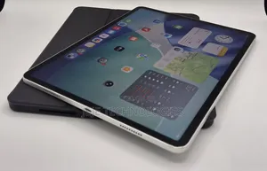Apple iPad Pro 12.9 (2022) 256 GB Silver