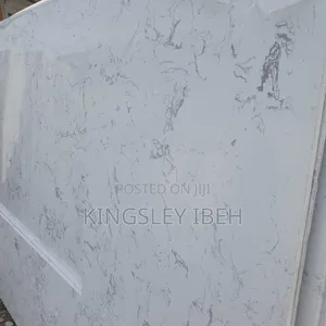 Calacuta Quartz for Kitchen Counter Top