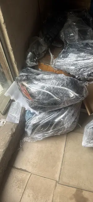 Full Light Headlights E400 213 2018 Model