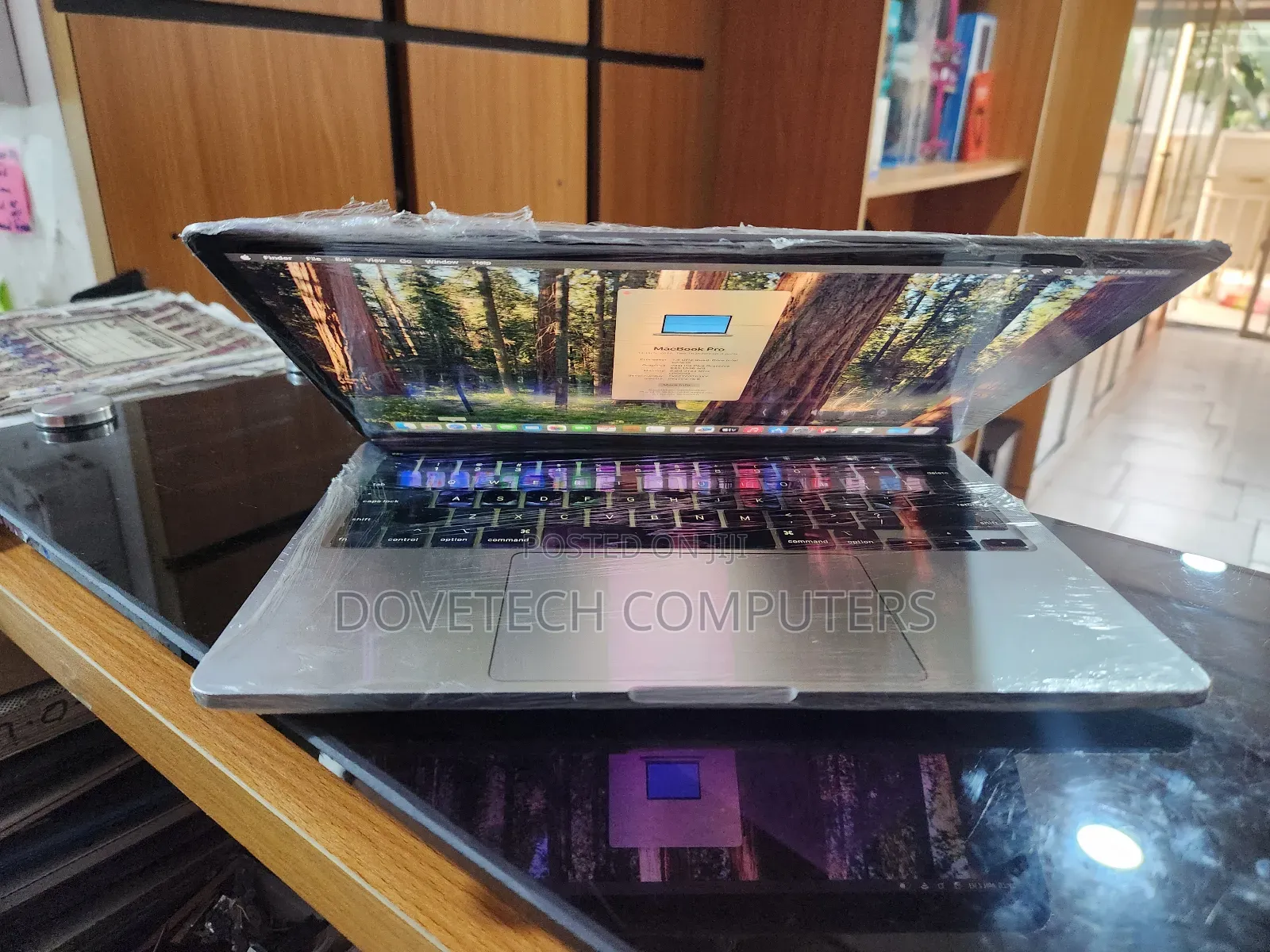 Laptop Apple MacBook Pro 2020 8GB Intel Core i5 SSD 256GB