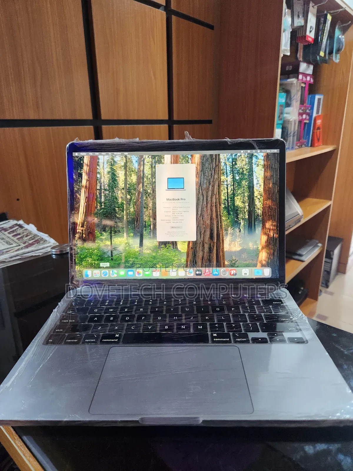 Laptop Apple MacBook Pro 2020 8GB Intel Core i5 SSD 256GB