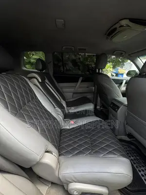 Toyota Highlander 2010 Silver