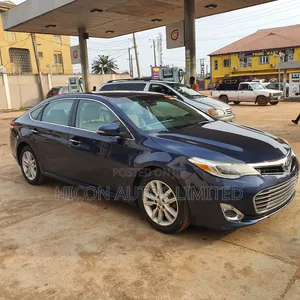 Toyota Avalon XLE 4dr Sedan (3.5L 6cyl 6A) 2014 Blue