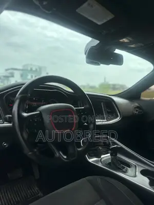 Dodge Challenger 2018 White