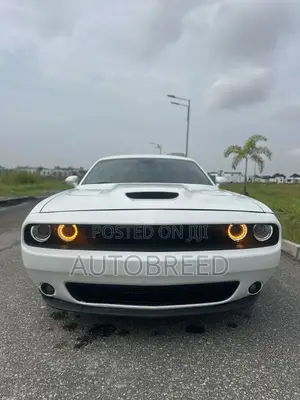 Dodge Challenger 2018 White