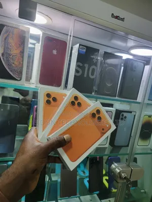 New Apple iPhone XR 128 GB Orange