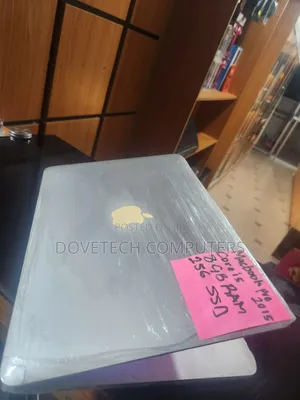 Laptop Apple MacBook 2015 8GB Intel Core i5 SSD 256GB