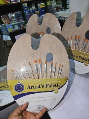 Artist Pallette With 12 Pieces of Brush [ Wooden Pallet ]