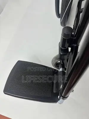 Top Durable Manual Wheelchair (Large Rear Wheels Handle Brakes)