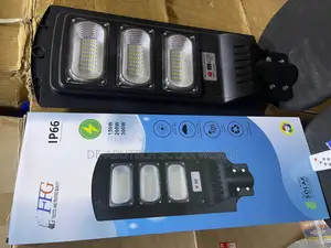 300 Watts Solar Street Light 3 Eyes