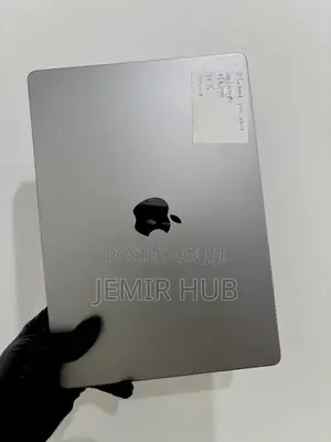 Laptop Apple MacBook Pro 2021 M1 32GB Apple M1 Pro SSD 512GB