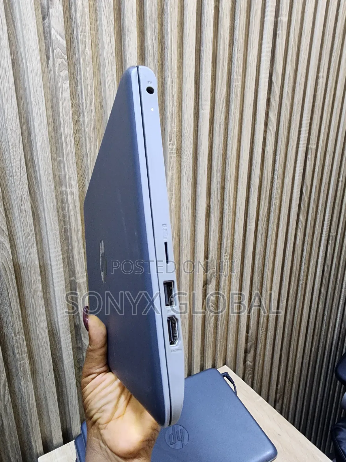 Laptop HP Stream 11 Pro G4 EE 4GB Intel Pentium SSD 128GB