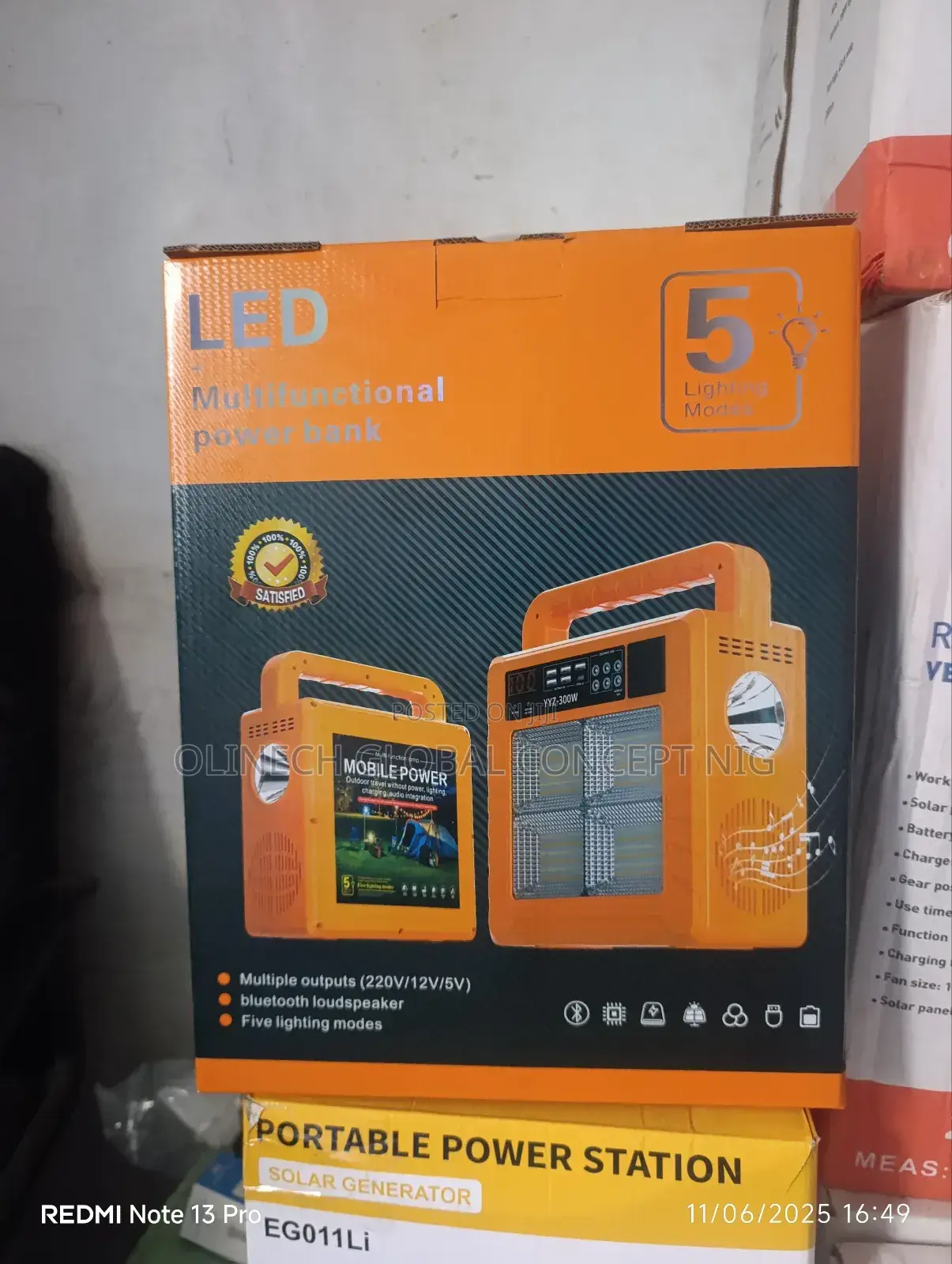 300 W Multifunction Solar Generator