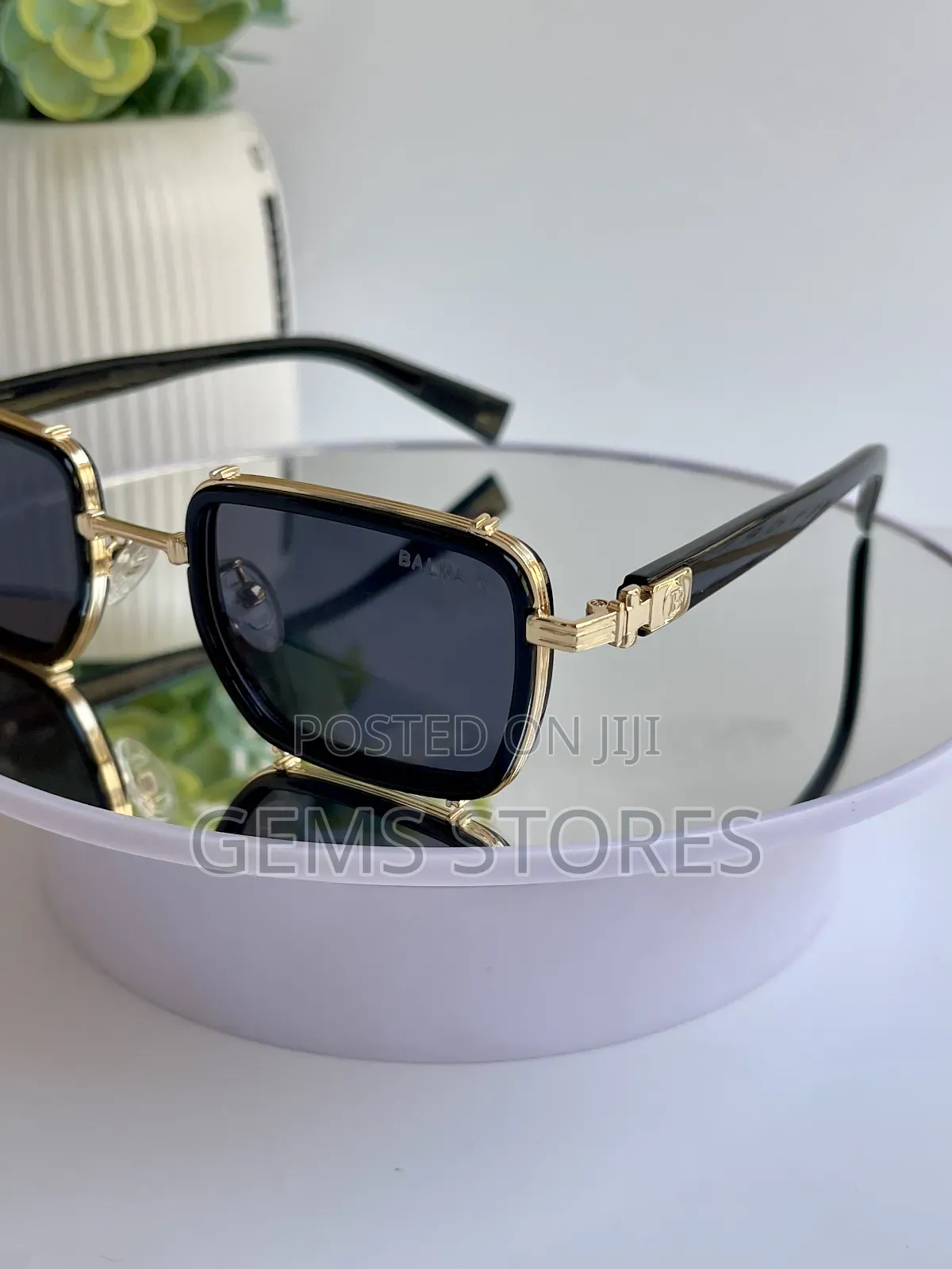 Stylish Retro Square Balmain Sunglass