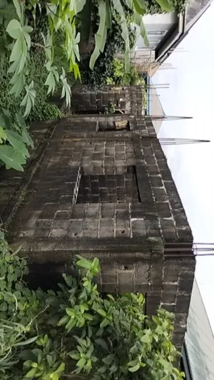 4bdrm Block of Flats in Opposite Farm Rd 2, Port-Harcourt for sale