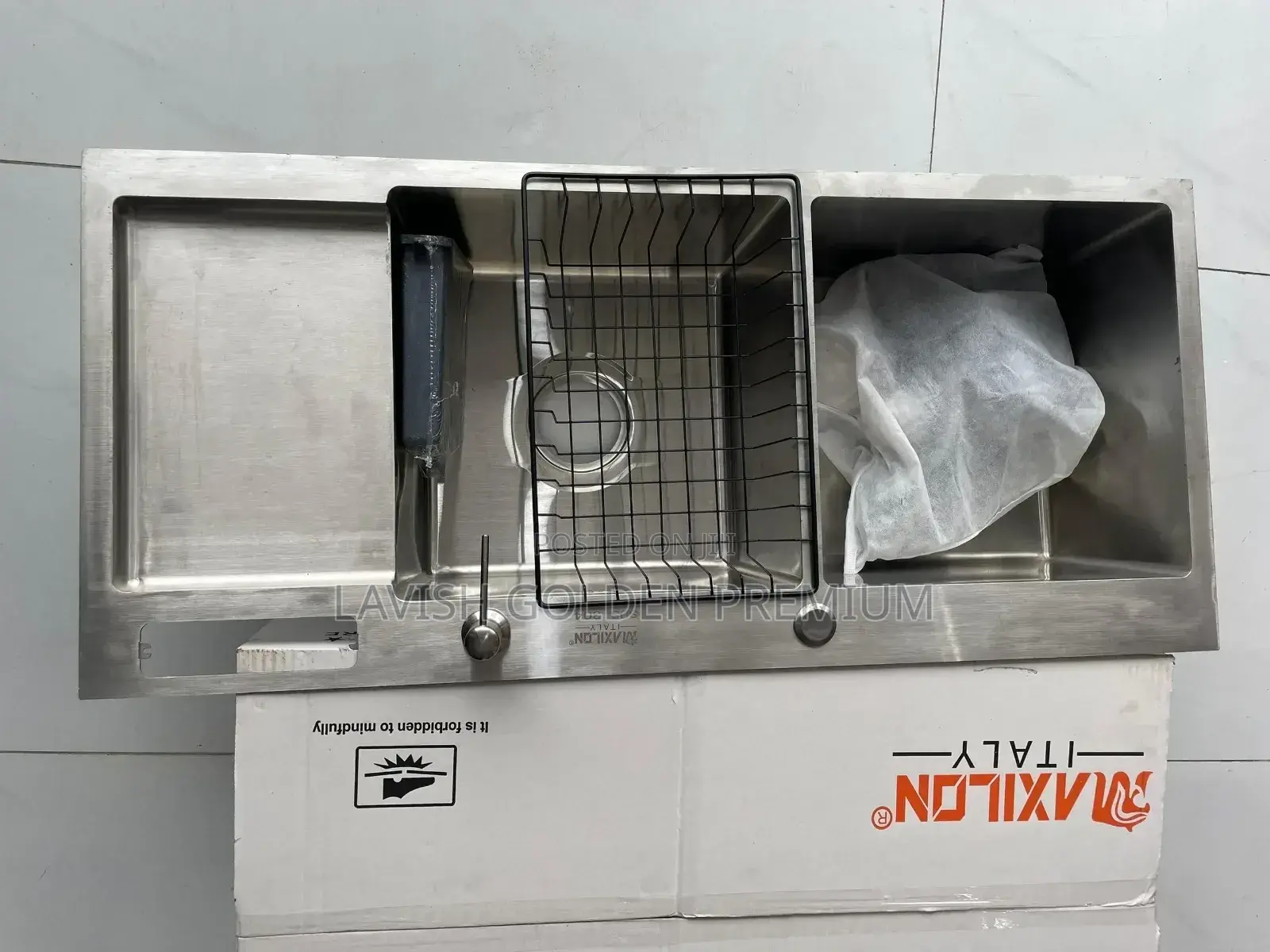 Maxilion Anti Rust Double Sink With Tray