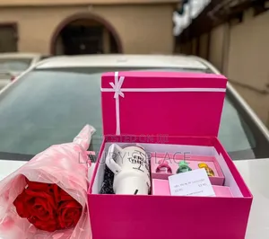 Luxury Customised Gift Boxes