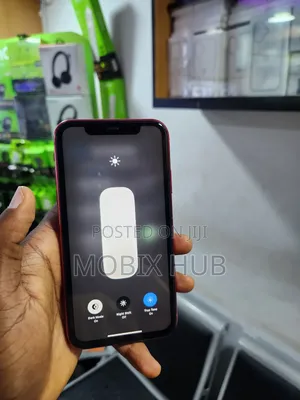 Apple iPhone 11 64 GB Red