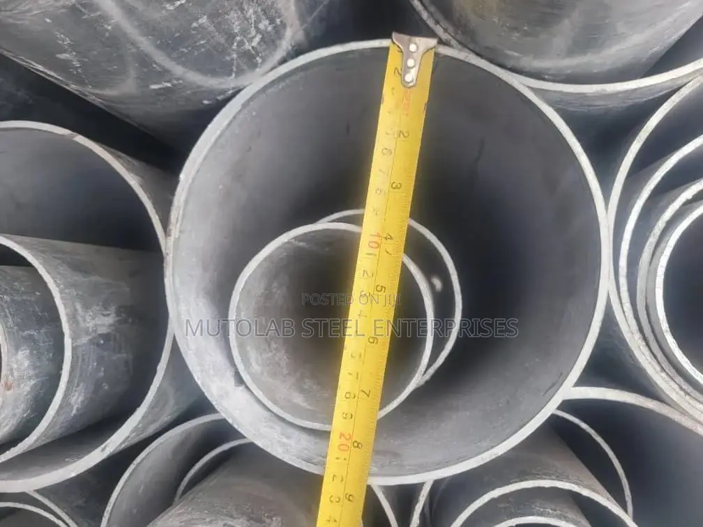 Galvanize Pipe Is Different Sizes and Thickness